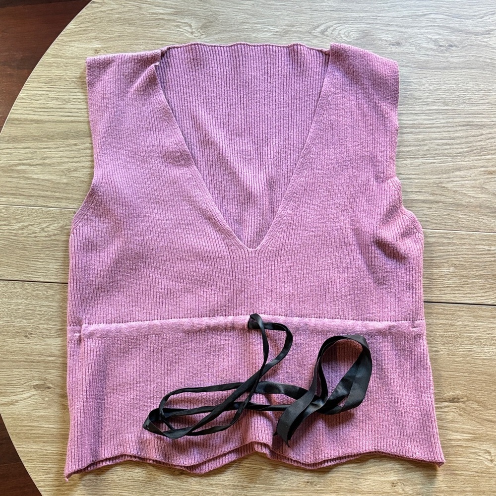 Pink Sleeveless Knit Top with Black Tie